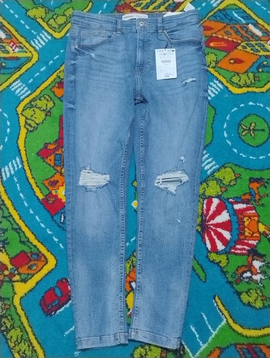 Blugi Bershka (nu zara