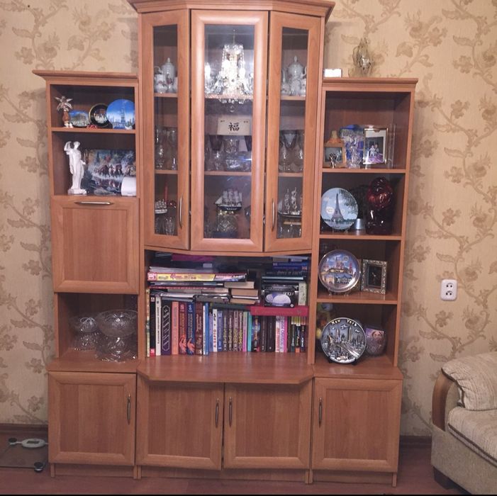 Горка, мебель для гостиной