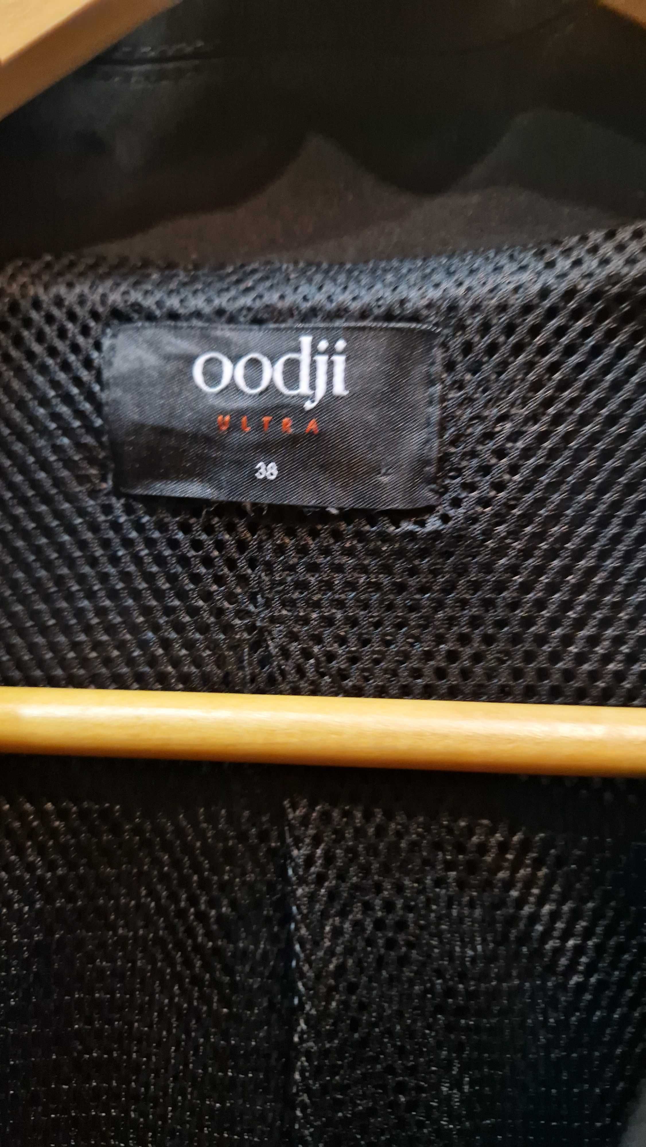 Продам классический пиджак Stradivarius