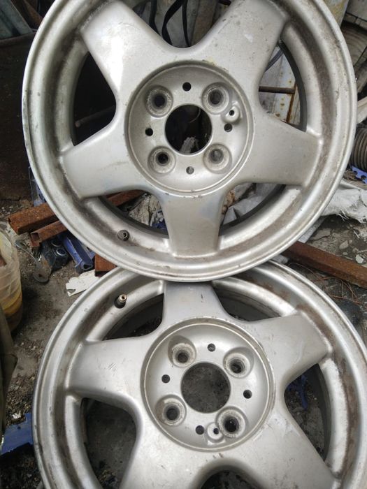 Продам 2 диска на 14 на ваз 20.000 торг символический