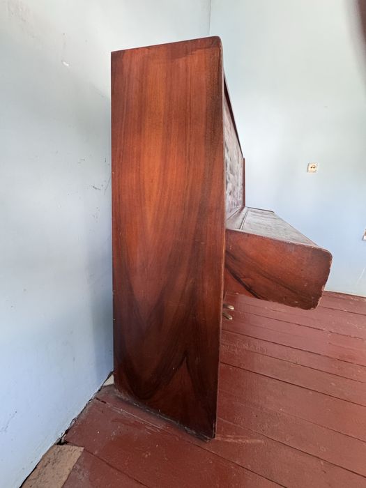 Пианино.Холати яхщи даражада.Камчилиги йок.