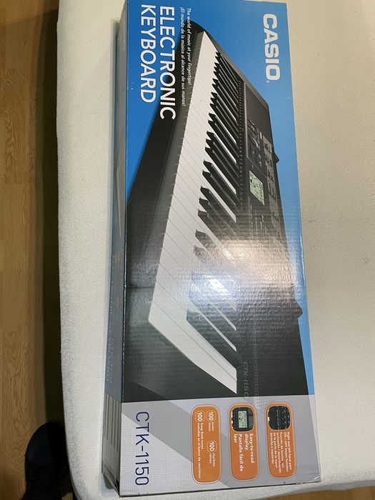 Sintetizator si pian Casio