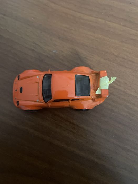 Машинка hot wheels