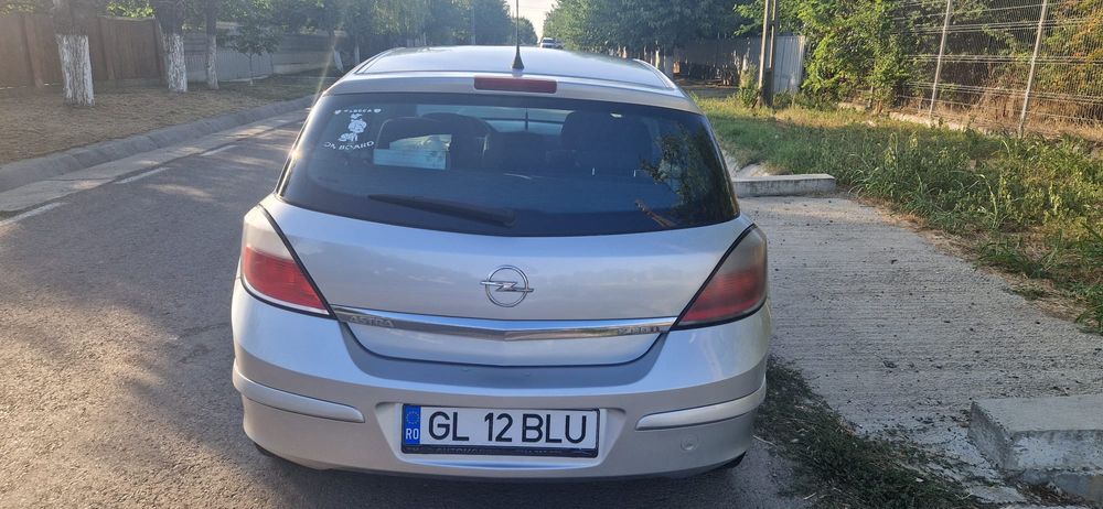 Vând Opel Astra H 1.7 2004
