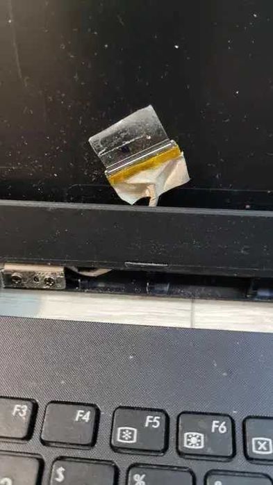 Panglica display LVDS Asus R556L