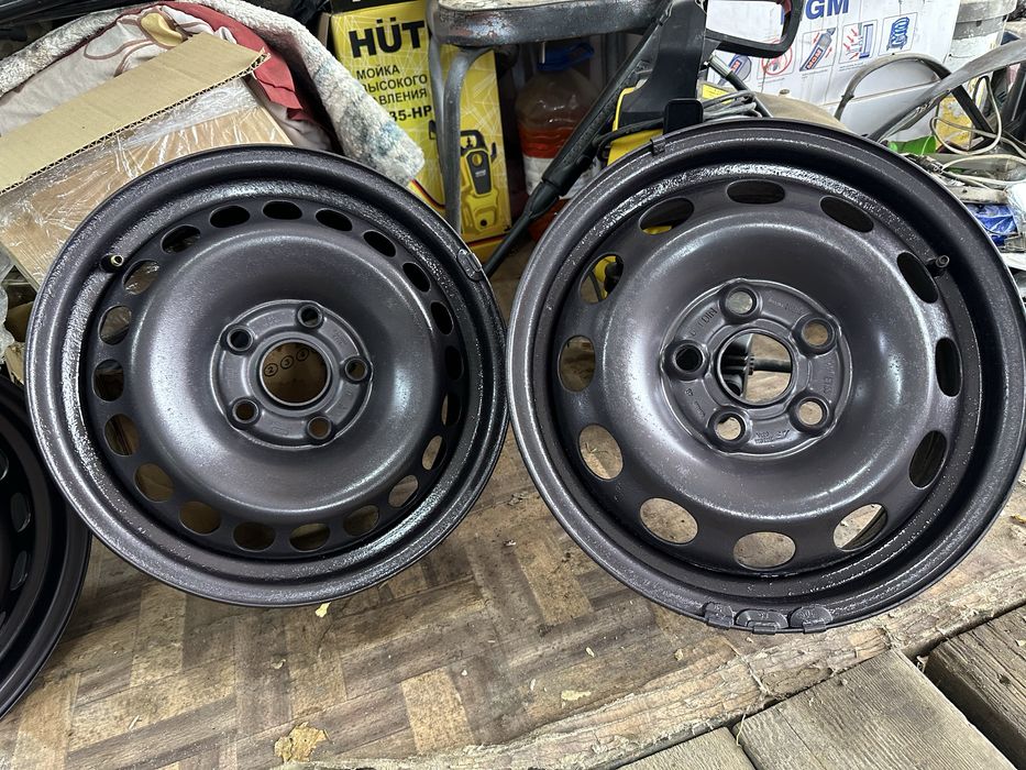 Диски простые и литые на шаран или ауди мерседес