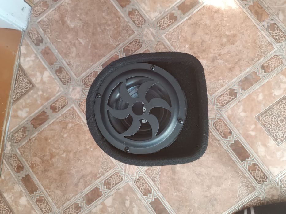 Самбуфер на авто.