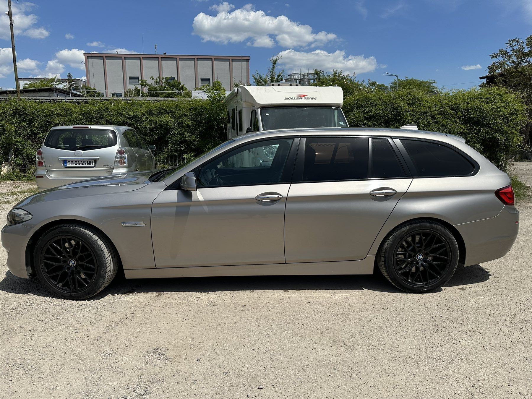 Продавам - BMW 530