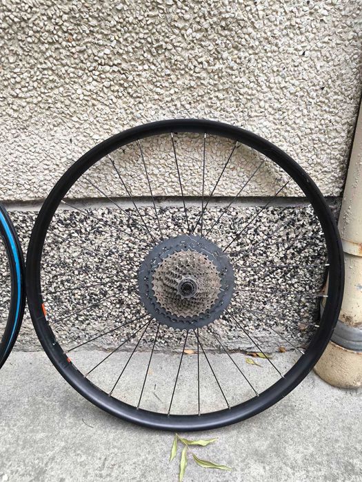 Комплект капли 27.5 Bontrager Line comp 12x148 и 15x110 Boost