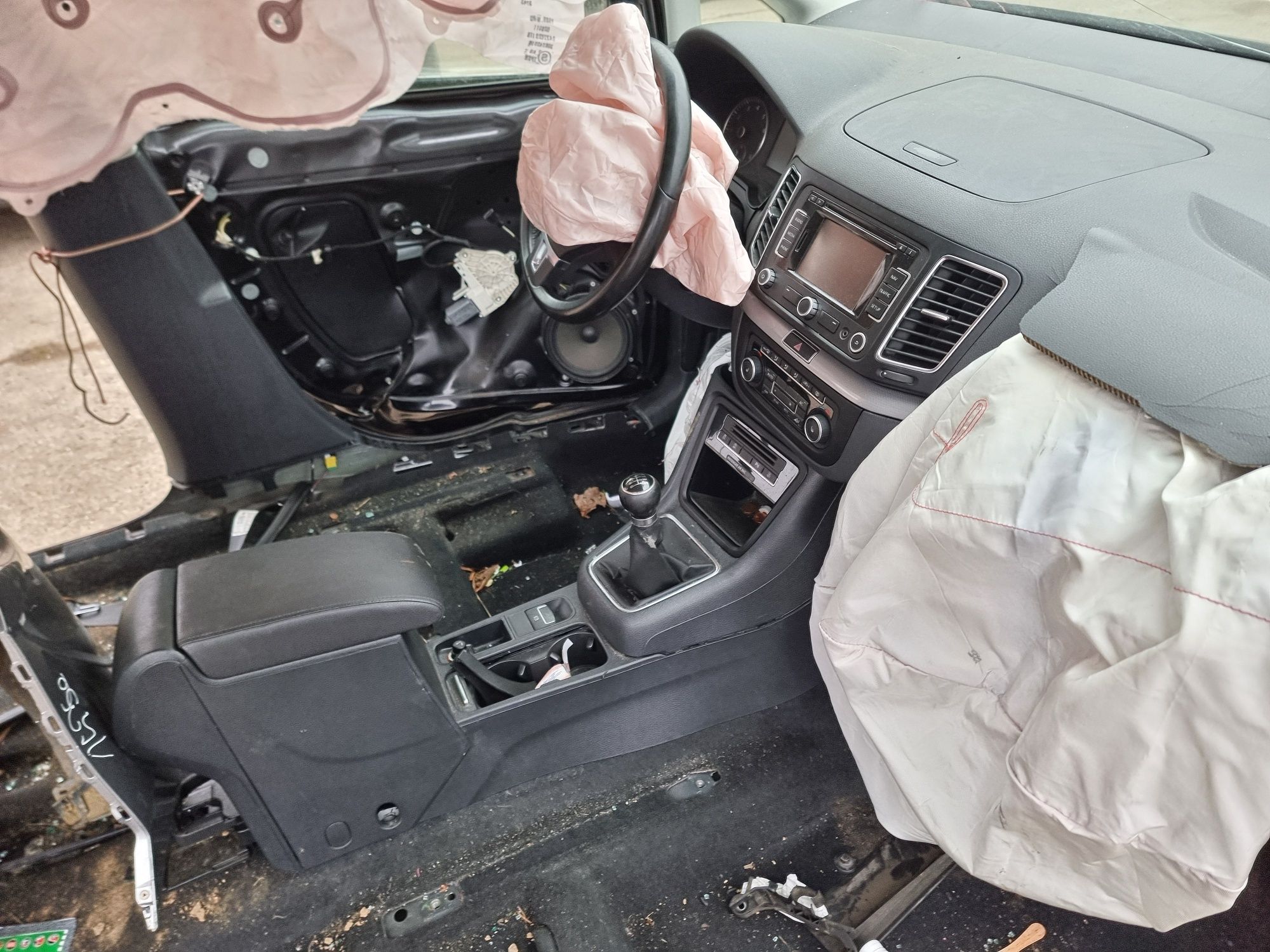 Dezmembrrz vw Sharan/1.4tsi