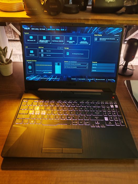 Laptop Asus Tuf A15 R5 4600H - GTX 1650 - 16GB ram !FARA SSD!