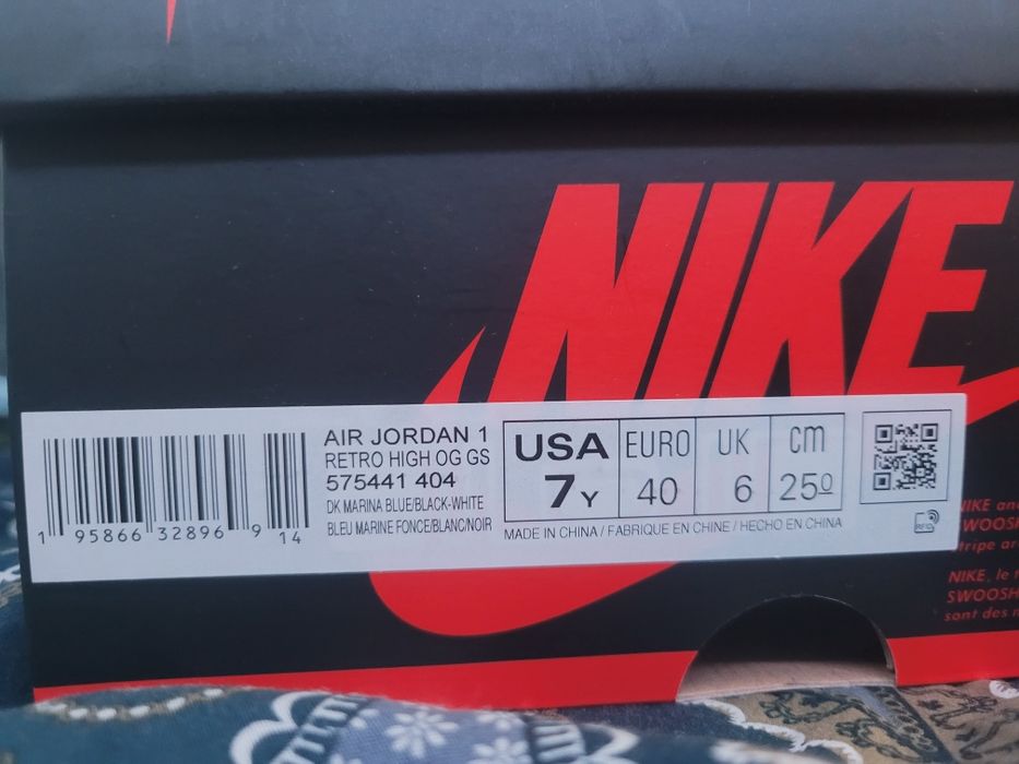 Jordan 1 high dark marina blue marimea 40