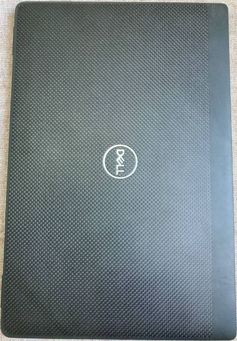 Noutbuk DELL  i5 10310u