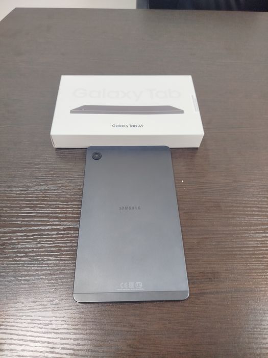 Продам почти новый планшет Samsung