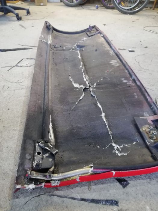 Reparatii cu fibra de sticla