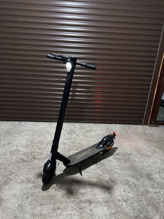 Trotineta electrica CityBlitz 300w in stare foarte buna