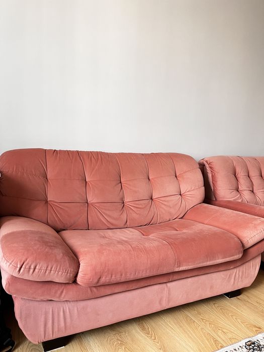 Продается диван и кресло