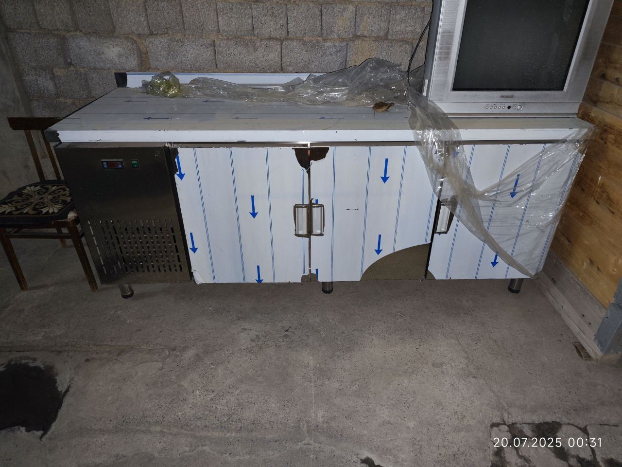 Стол холодильник