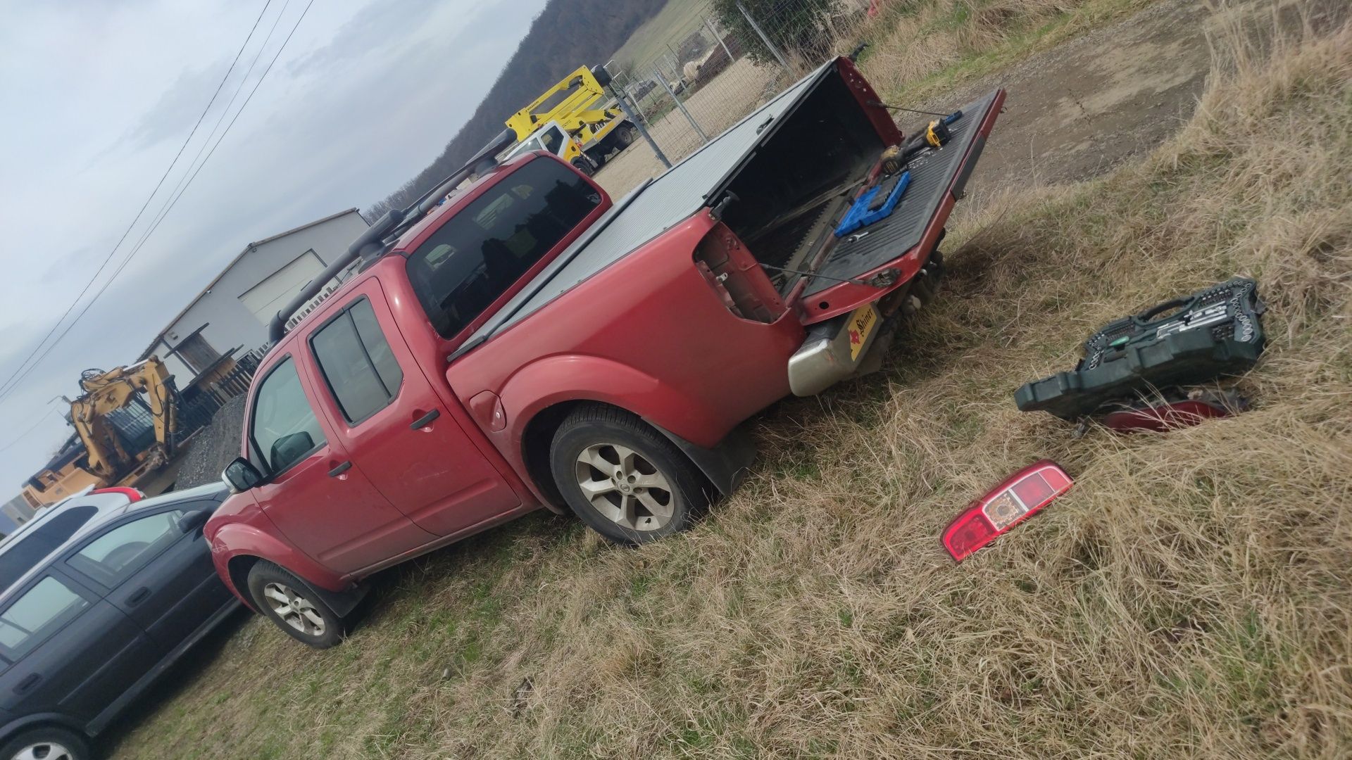 Bara spate nissan navara pathfinder