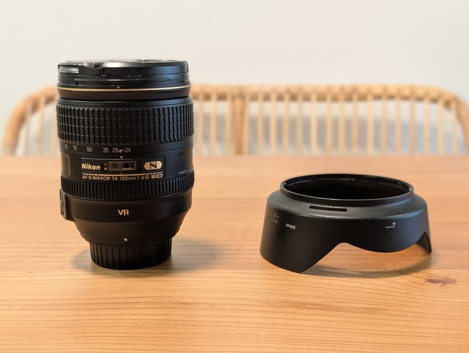 обектив Nikon AF-S Nikkor 24-120mm f/4 G ED VR