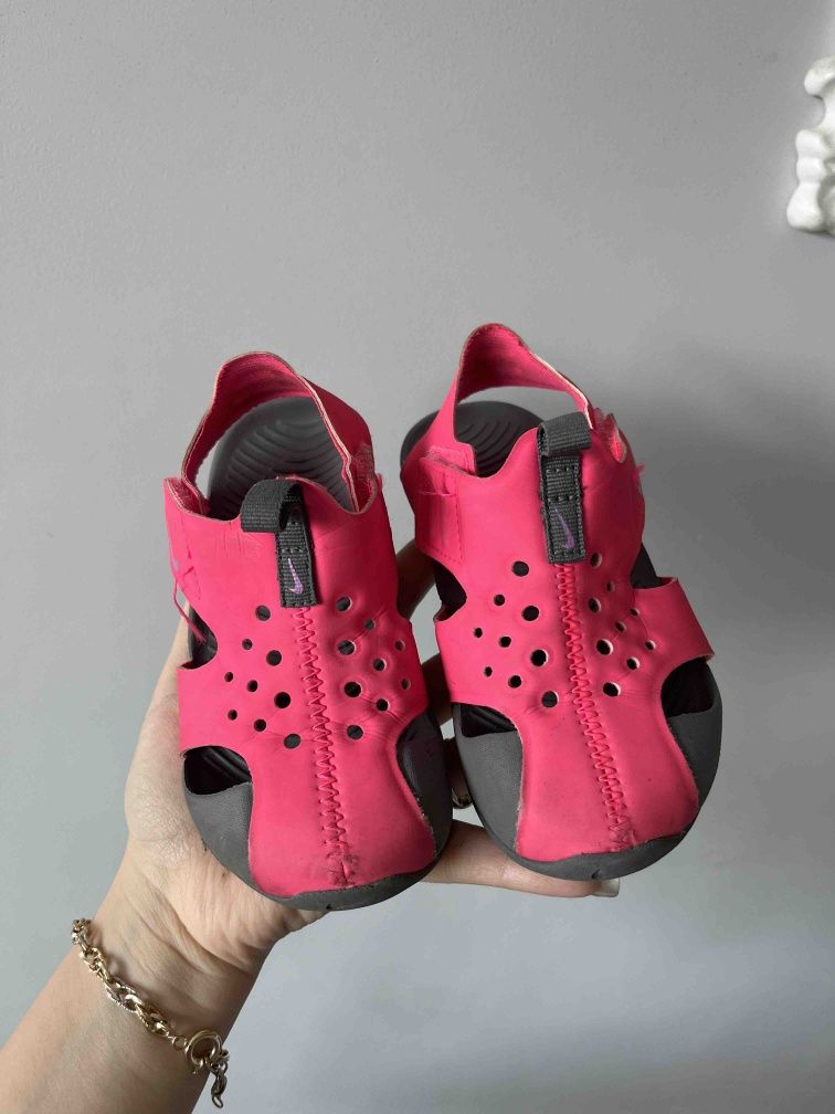Сандали Nike 25 номер