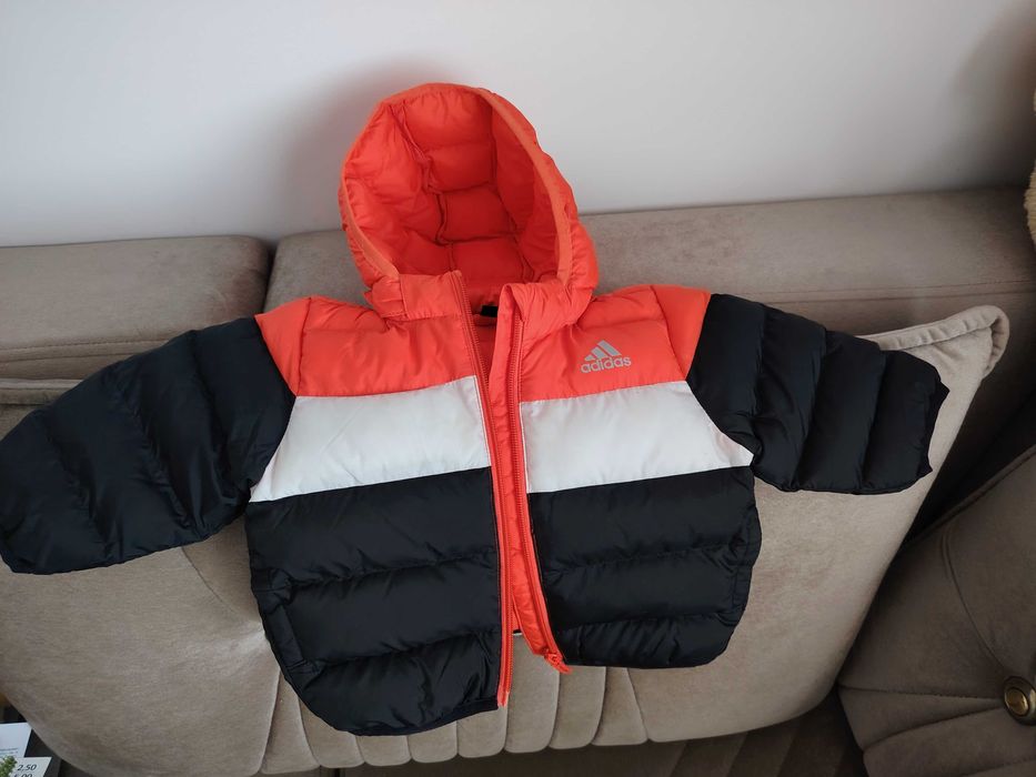 Geaca Adidas preț 170 lei