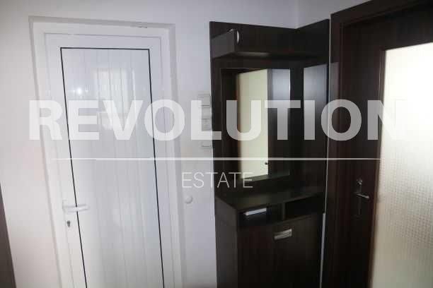 Дава се под наем Тристаен апартамент в Варна, Център - 70 кв.м за 500 € - Снимка #6