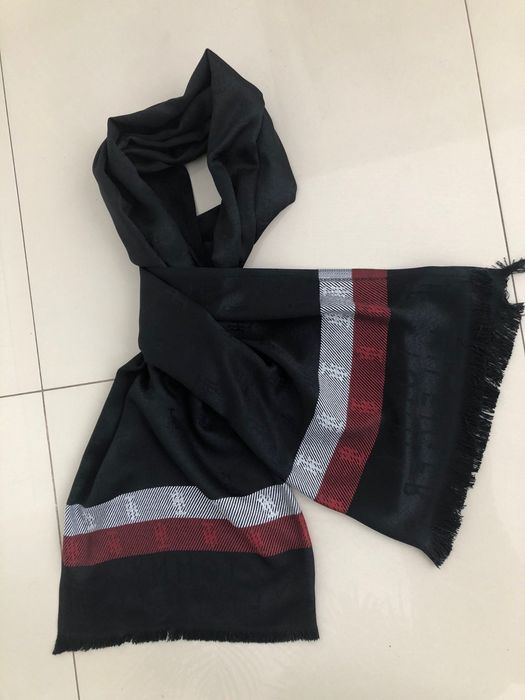 Esarfa Gucci / Burberry / Louis Vuitton