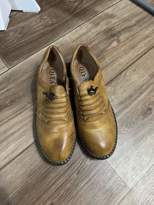 Продам женскую обувь