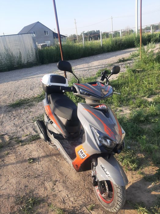 Продам Мопед М-8 LIYA матор 2 поколение