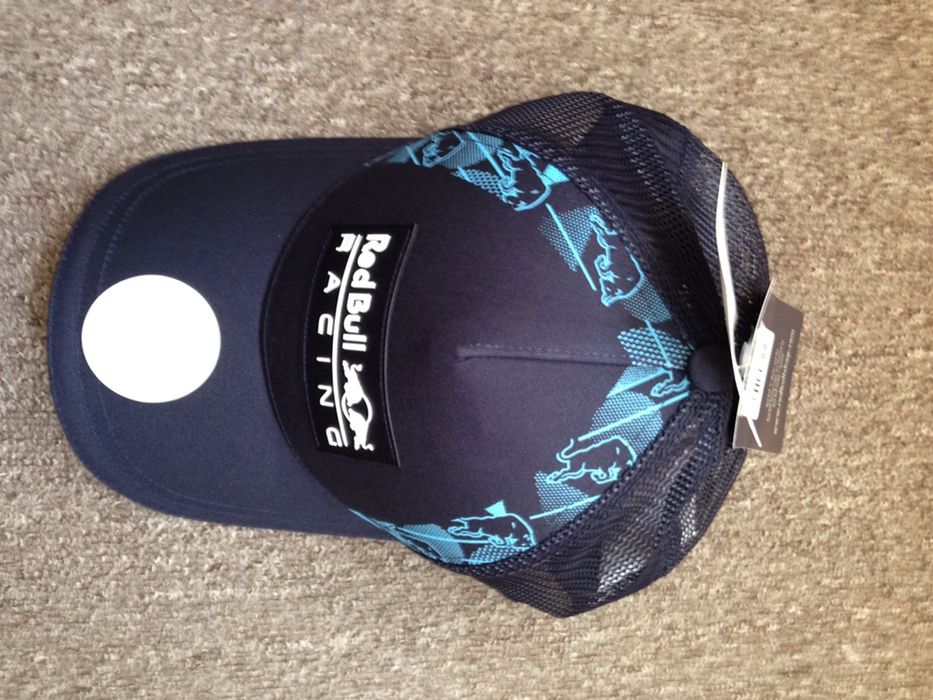Kit Sapca si rucsac Redbull Racing Puma