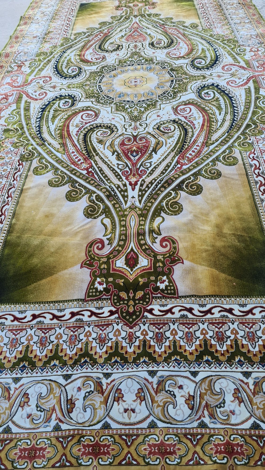 Ковёр кілем сатылады