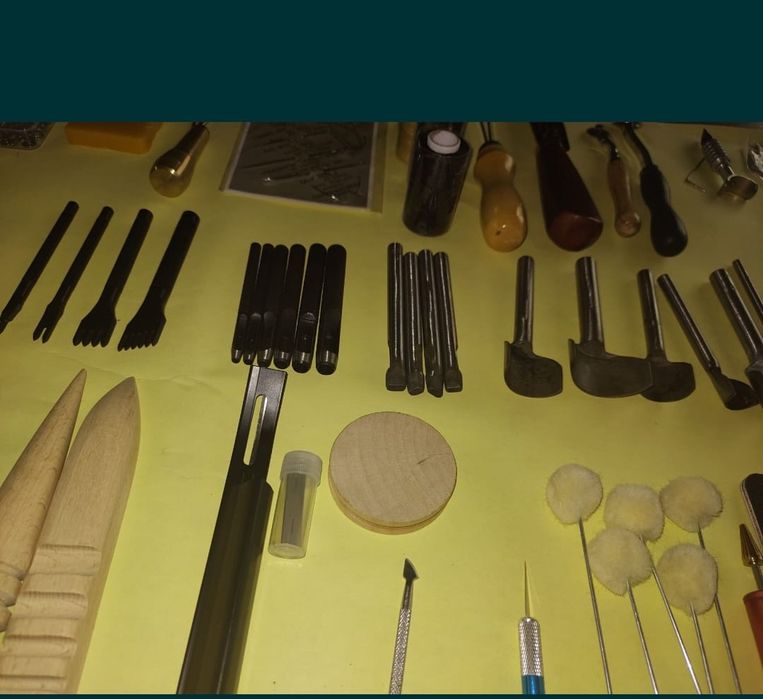 Set 366 piese pentru lucru cu pielea portofele