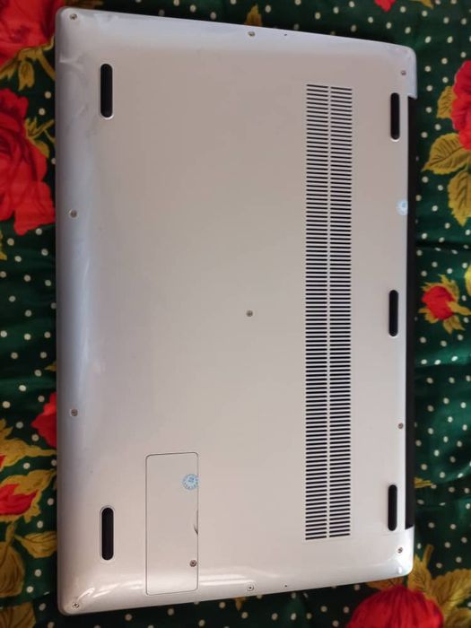 Kompyuter Intel. I90