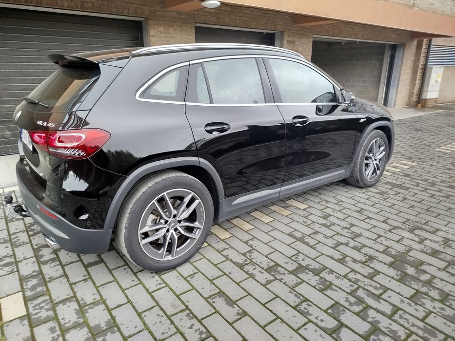 Mercedes Benz GLA35 AMG 4MATIC