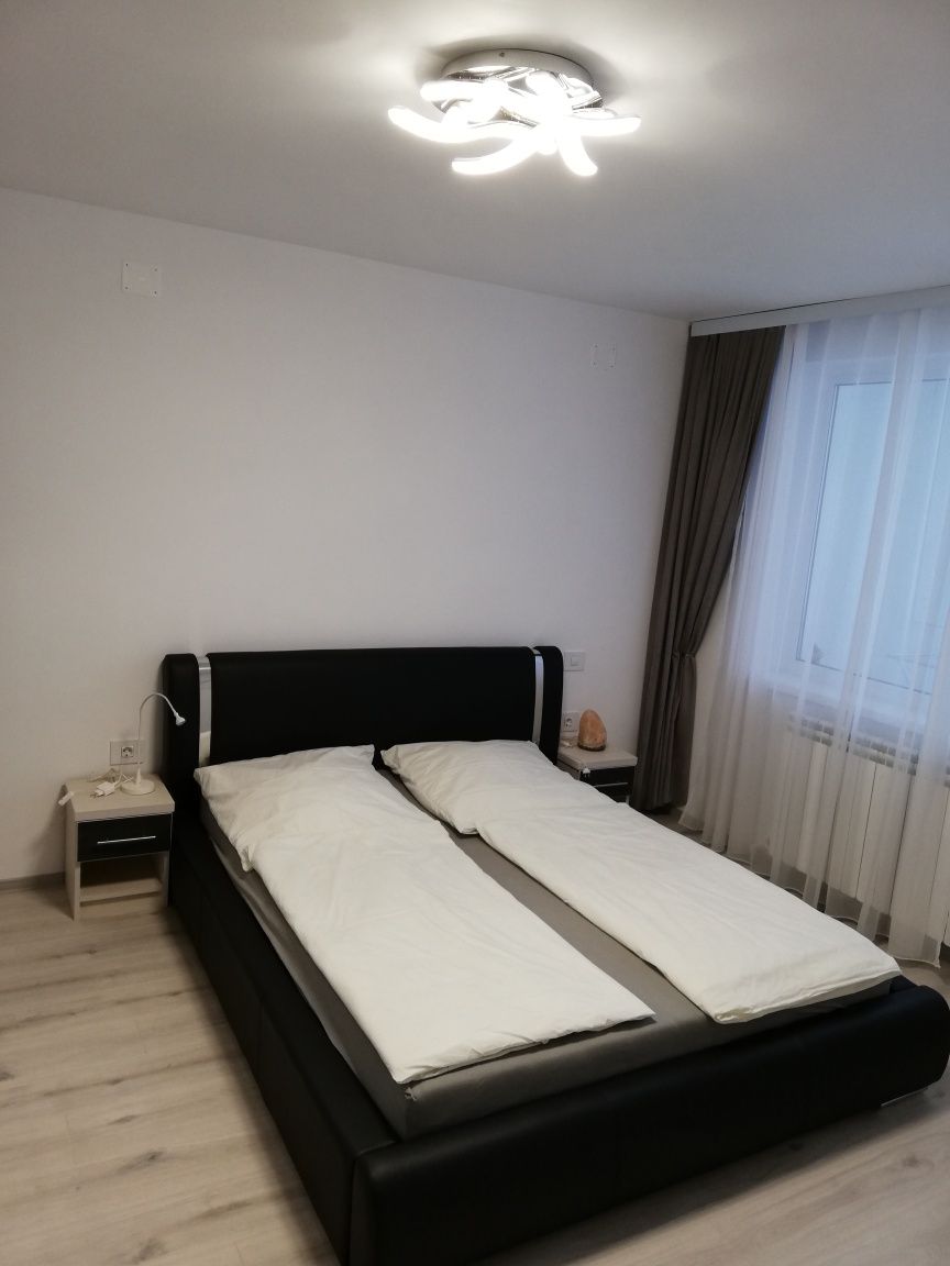 Închiriez apartament în regim hotelier Toplița ultracentral