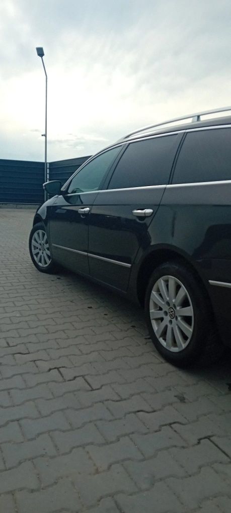 Vând urgent   Passat b6