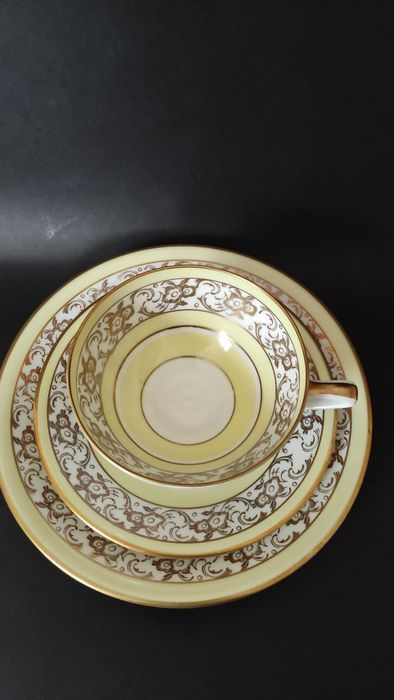 Троен сет за чай/дълго кафе от фин порцелан