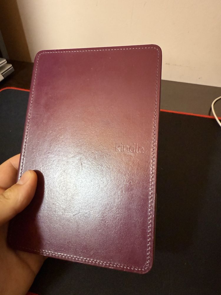 Amazon Kindle D01100