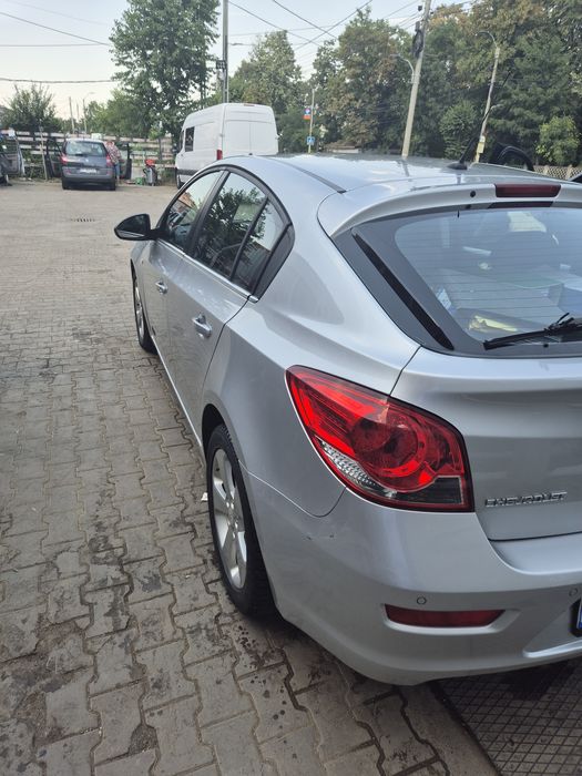 Vând Chevrolet cruze 2012 automat 2.0 diesel