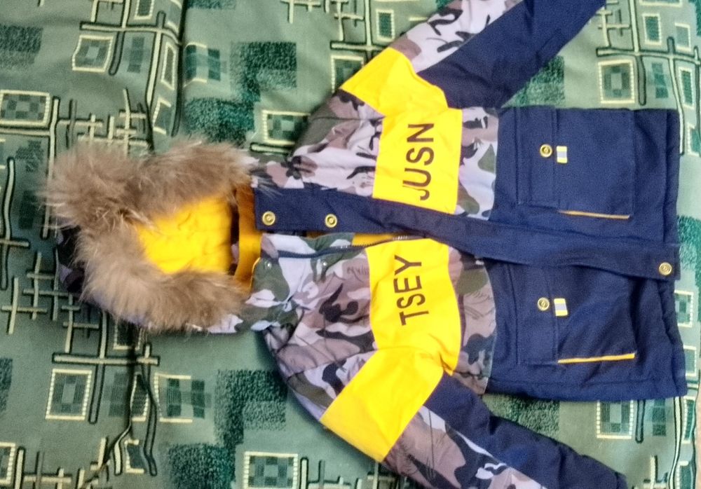 Продам б/у 3000 тенге