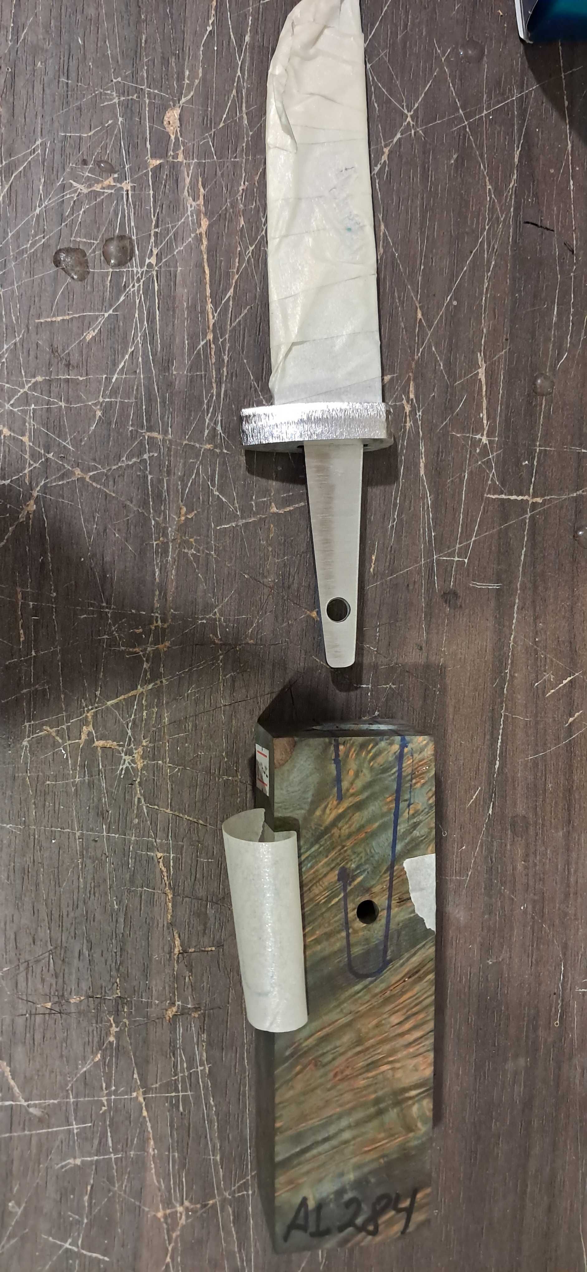 Ръчно изработен нож S390