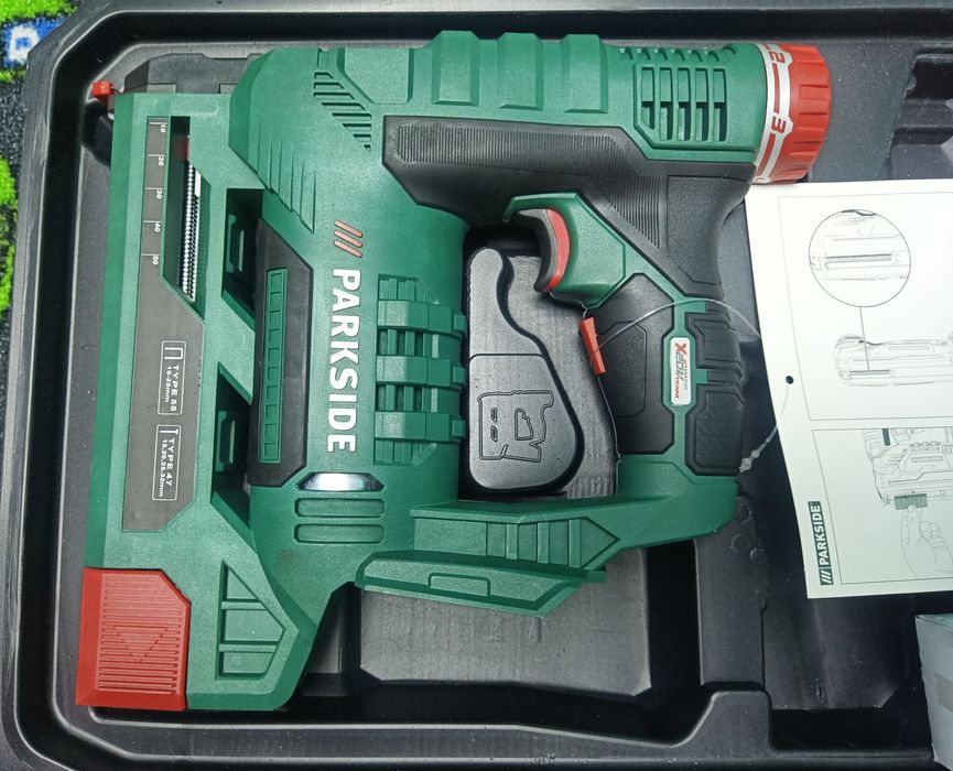Parkside capsator 20v pistol electric capse cuie baterie 20v 2A 4A 8A
