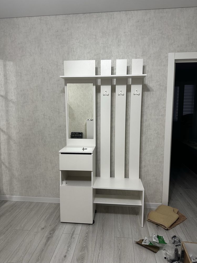 Продам прихожую