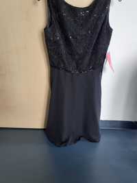 Vand rochita pentru domnisoara 13_14 ani,164cm