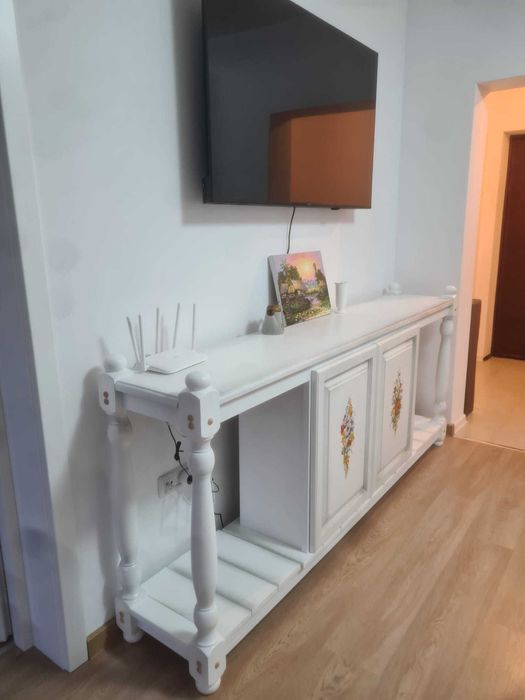 Consola ( comoda ) diferite marimi , masa bucatarie pe comanda