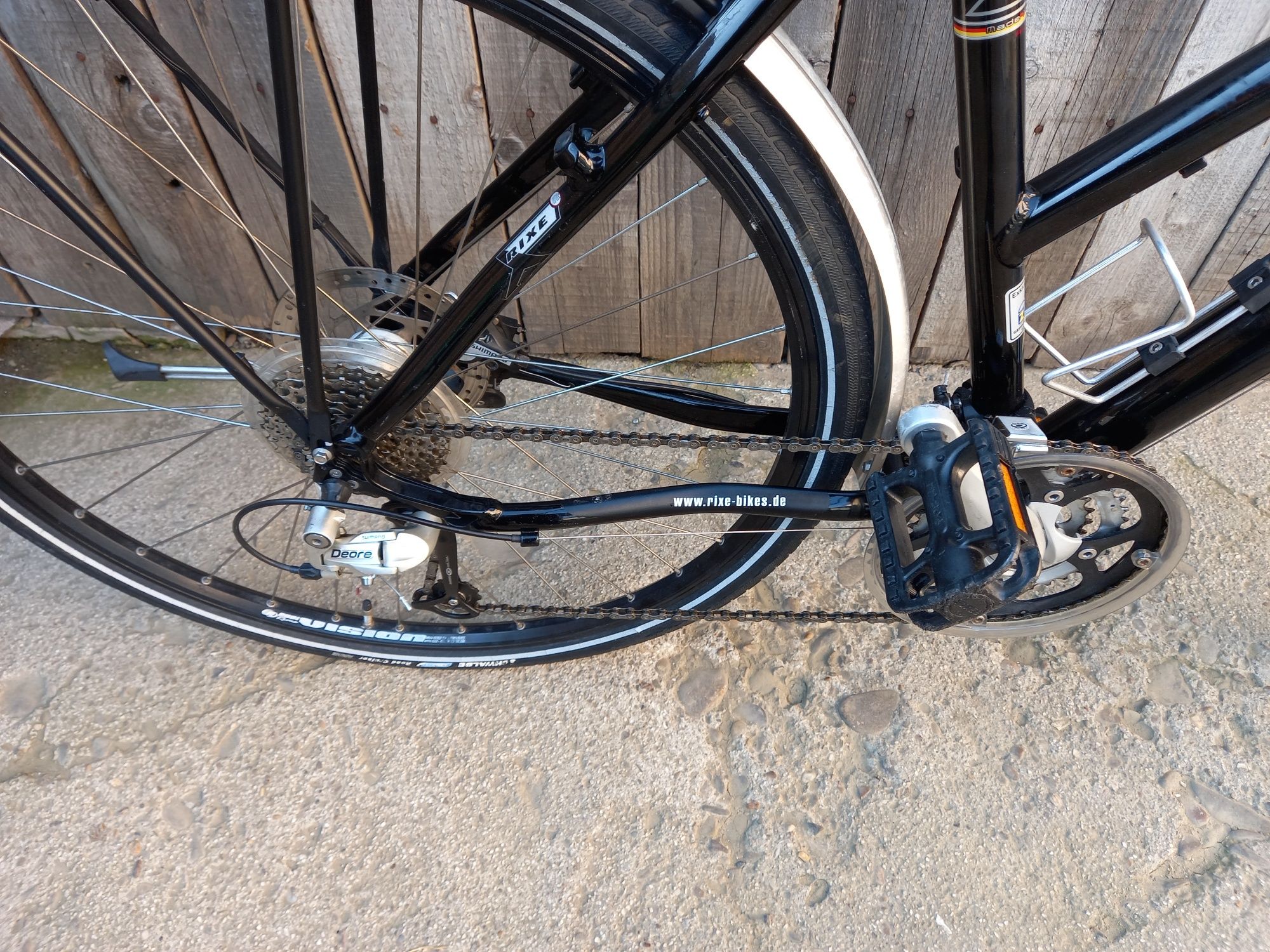 Bicicleta hidraulica RIXE full Shimano DEORE cadru aluminiu roti pe 28