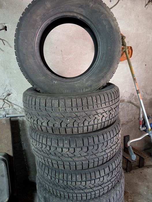 Гуми KUMHO 255 65 16