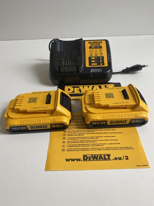 DeWALT Комплект от 2броя батерии DCB183 / 2Ah + Зарядно Устройство
