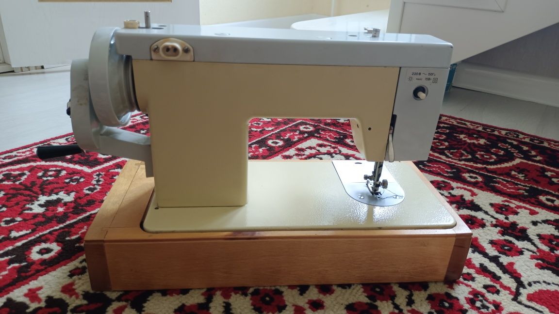 Швейная машинка Чайка 134 в Отличном состоянии
